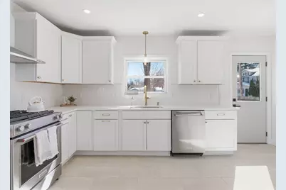 47 Hale St, Leominster, MA 01453 - Photo 11