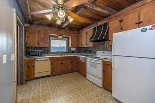 1083 Mt Elam Rd, Leominster, MA 01453 - Photo 9