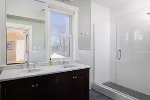 123 Centre St, Brookline, MA 02446 - Photo 19