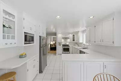 100 Magnolia Dr, Westwood, MA 02090 - Photo 11