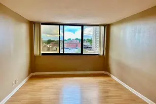 70 Southbridge St, Worcester, MA 01608 - Photo 3