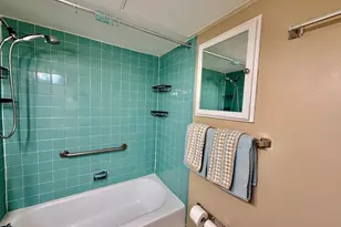 70 Southbridge St, Worcester, MA 01608 - Photo 11