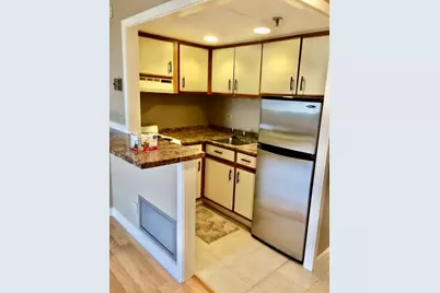 70 Southbridge St #703, Worcester, MA 01608 - Photo 5