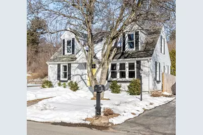 2 Riverlin Pkwy, Millbury, MA 01527 - Photo 1