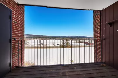 242 N East St. #24, Amherst, MA 01002 - Photo 7