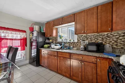 6 Morris St, Lynn, MA 01905 - Photo 17