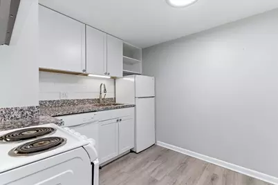 596 Boston Post Road E #20, Marlborough, MA 01752 - Photo 9