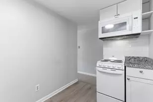 596 Boston Post Rd E, Marlborough, MA 01752 - Photo 9