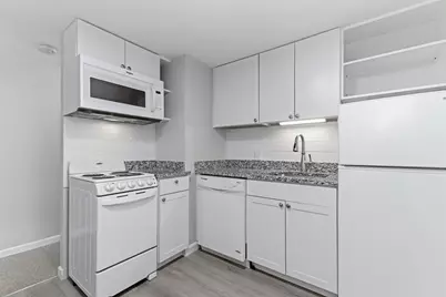 596 Boston Post Road E #20, Marlborough, MA 01752 - Photo 11