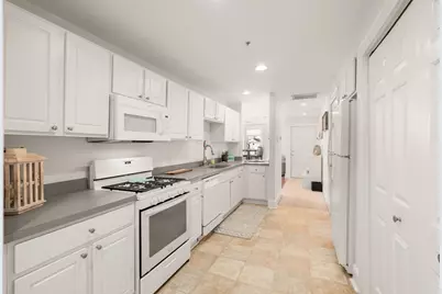 103 State St #6, Newburyport, MA 01950 - Photo 9