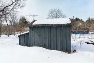 140 Slumber Ln, Springfield, MA 01128 - Photo 23