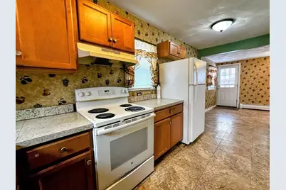 67 Saville Street, Saugus, MA 01906 - Photo 11