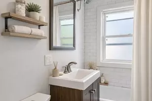 193 Florence St, Boston, MA 02131 - Photo 5