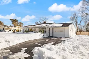 275 Jon Dr, Brockton, MA 02302 - Photo 3