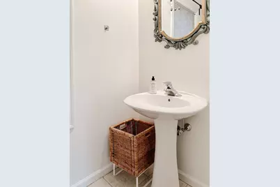 555 Main St #9, Woburn, MA 01801 - Photo 11