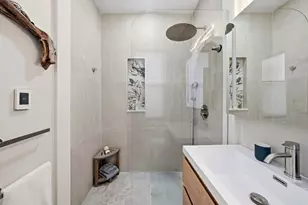 108 E Brookline St, Boston, MA 02118 - Photo 11