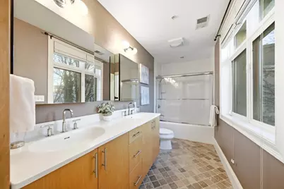 38 Brookford St #2, Cambridge, MA 02140 - Photo 17