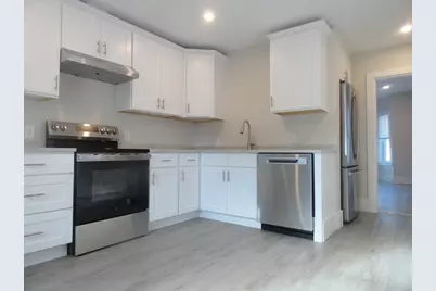 49 Franklin St #1, Stoneham, MA 02180 - Photo 3