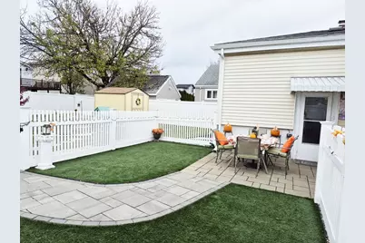 91 Pemberton St #1, Revere, MA 02151 - Photo 3