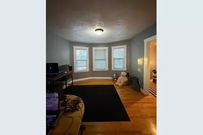 31 Fifield St #1, Watertown, MA 02472 - Photo 3