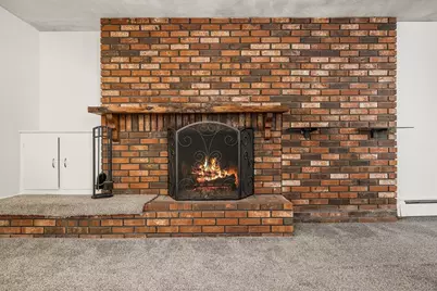 2 Perreault Ave, Billerica, MA 01821 - Photo 5