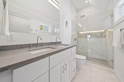 205 Park St #2, Boston, MA 02132 - Photo 17