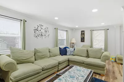 238 E Main St, Chicopee, MA 01020 - Photo 7