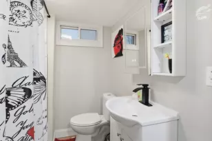 238 E Main St, Chicopee, MA 01020 - Photo 19