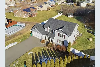18 Downy Cir, Fitchburg, MA 01420 - Photo 1
