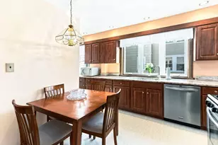 16-18 Pondview Rd, Arlington, MA 02474 - Photo 7