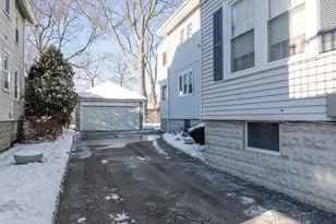 16-18 Pondview Rd, Arlington, MA 02474 - Photo 31