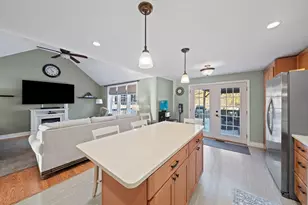 10 Birch Bottom Cir, Rockland, MA 02370 - Photo 7