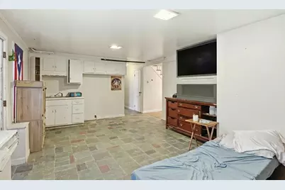 748 Ashby State Road, Fitchburg, MA 01420 - Photo 23