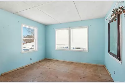 748 Ashby State Road, Fitchburg, MA 01420 - Photo 25