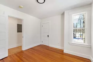 27 Montague St, Worcester, MA 01603 - Photo 25