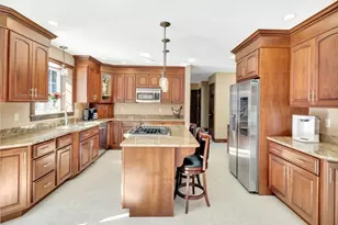 23 Lullaby Ln, Easton, MA 02356 - Photo 19