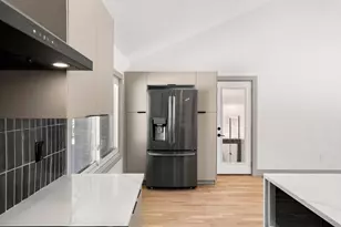 44 Foster St, Danvers, MA 01923 - Photo 9