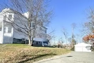 21 Crest Ave, Chelsea, MA 02150 - Photo 3