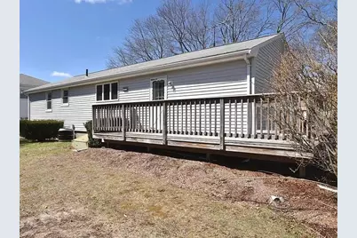 35 Gleason St, Framingham, MA 01701 - Photo 13