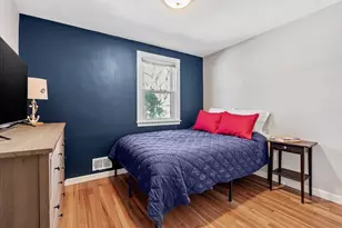 35 Gleason St, Framingham, MA 01701 - Photo 11