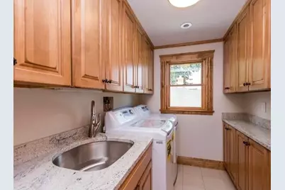 16 Trowbridge St #2nd Floor, Belmont, MA 02478 - Photo 11