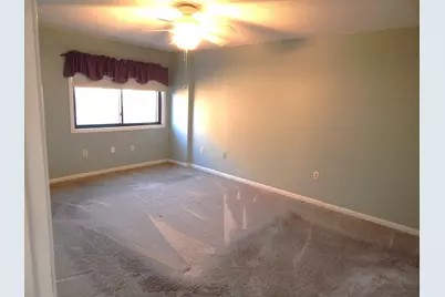 198 Locust St #303, Lynn, MA 01904 - Photo 9