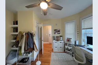 116 Holland St #3R, Somerville, MA 02144 - Photo 3