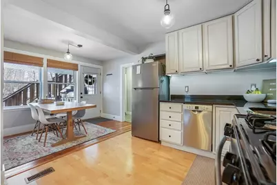 5 Russell St. #1, Amesbury, MA 01913 - Photo 5