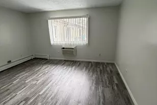 351 Pawtucket Blvd, Lowell, MA 01854 - Photo 5