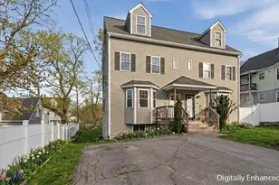 19 Garden St, Haverhill, MA 01830 - Photo 3