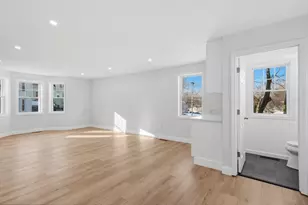 19 Garden St, Haverhill, MA 01830 - Photo 11