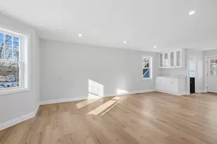 19 Garden St, Haverhill, MA 01830 - Photo 11