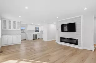 19 Garden St, Haverhill, MA 01830 - Photo 7