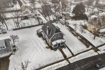 61 Cleveland St, Holyoke, MA 01040 - Photo 33